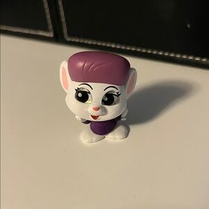 Disney doorables technicolor Miss Bianca